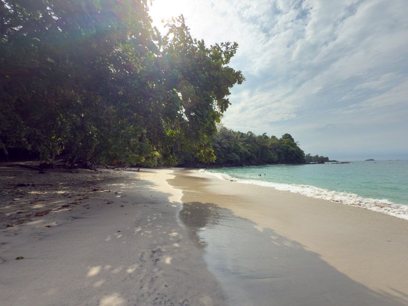 Mejor época para viajar a costa rica: Manuel Antonio en la época seca