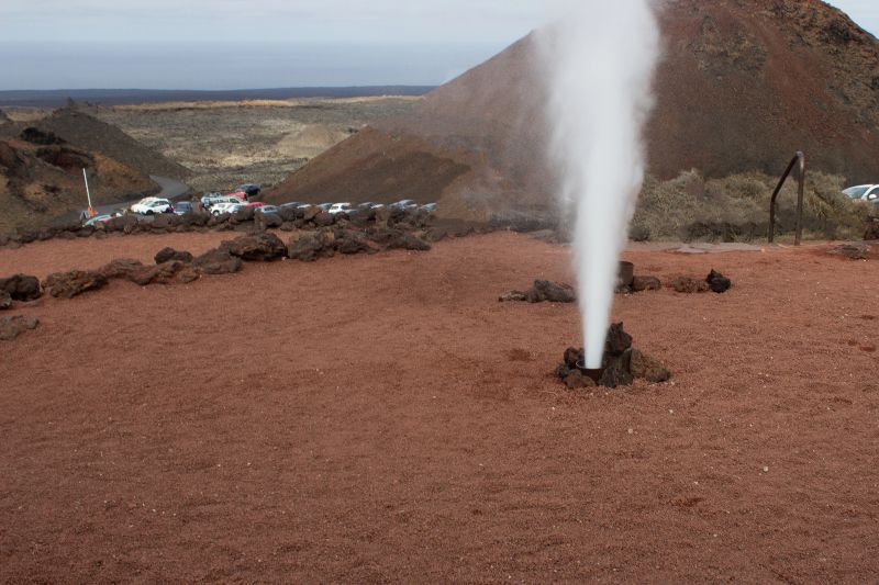 Demostración termodinámica, una de las cosas que ver en Lanzarote más curiosas
