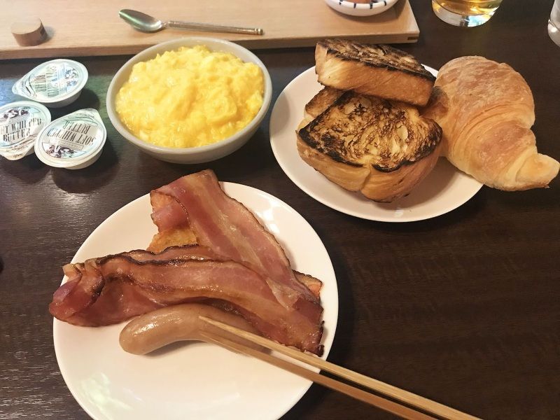 Desayuno occidental en el Hotel Iwaso