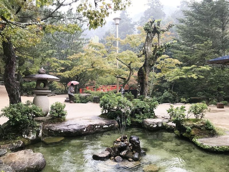 Jardines del Ryokan Iwaso en Miyajima