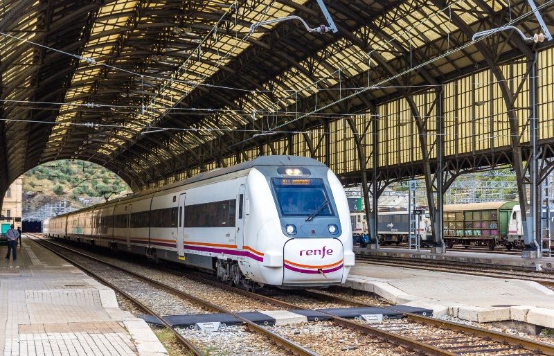 Omio y Renfe