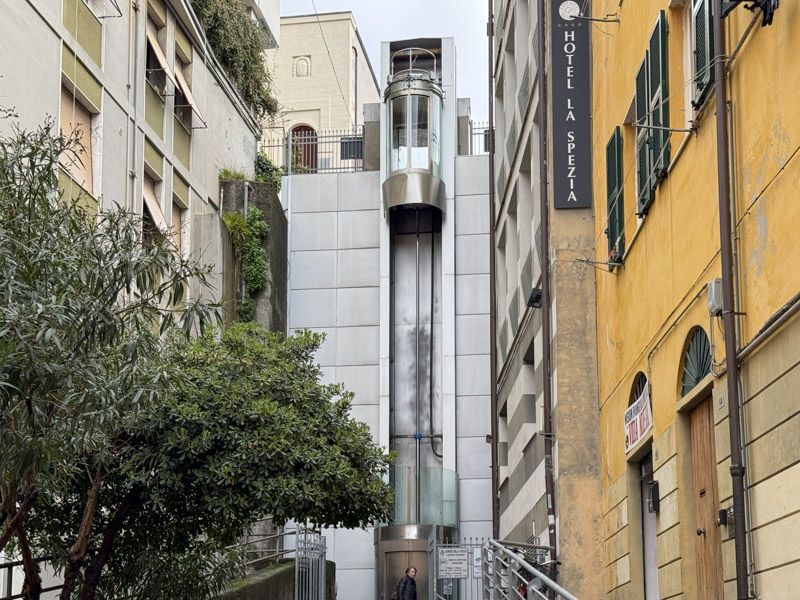 Qué ver en La Spezia: Ascensor San Giorgio