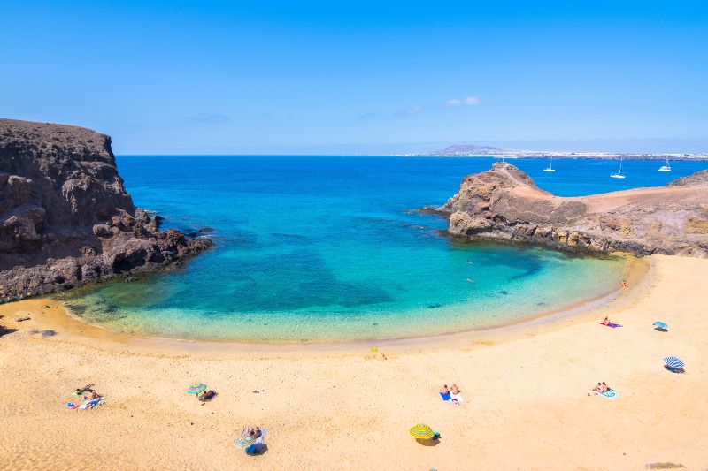 Bonus extra: Playa de Papagayo, una de las más famosas que ver en Lanzarote