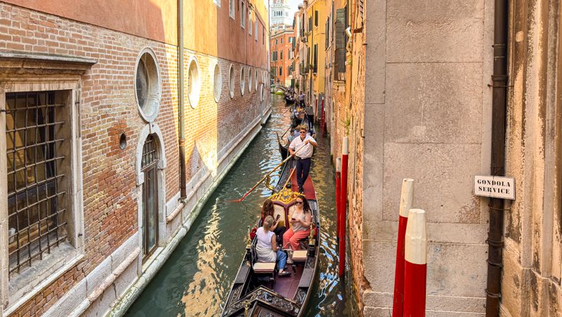 Consejos para viajar a Italia sobre comunicación