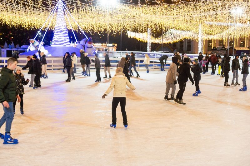 Qué hacer en Roma en Navidad: patinar sobre hielo