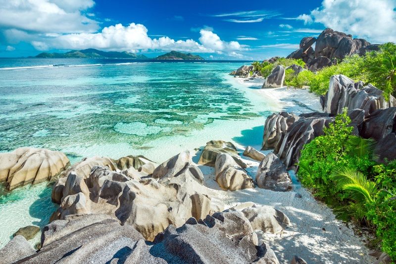 Dónde viajar en octubre con playa: Seychelles 