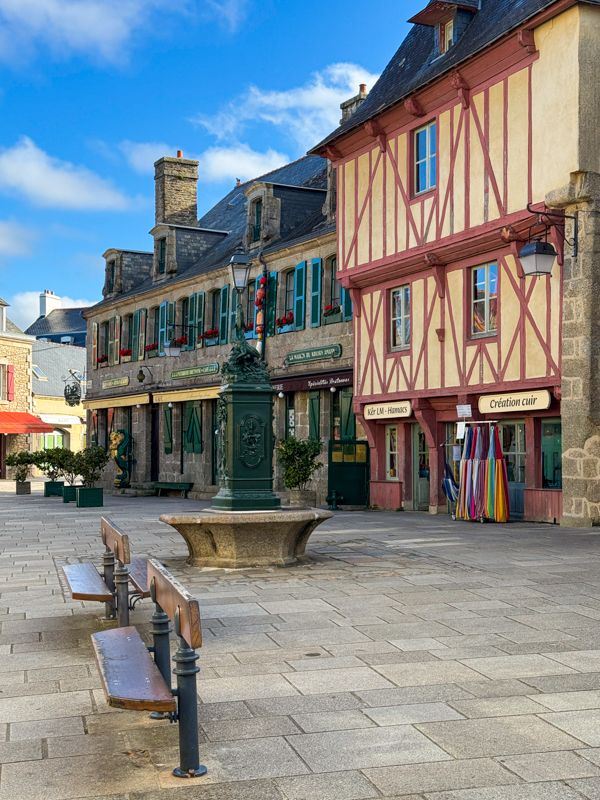 Otros pueblos bonitos de la Bretaña Francesa: Ville Close