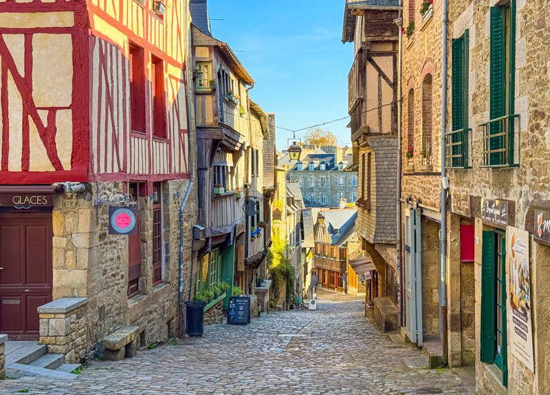 Estos son los pueblos más bonitos de la Bretaña Francesa: Dinan