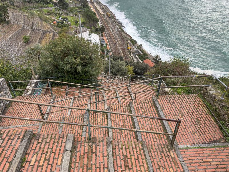 Qué ver en Corniglia: Scalinata Lardarina