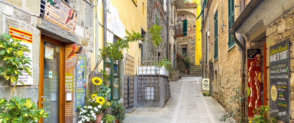 ▷ Qué ver en Corniglia (Cinque Terre): TODO lo que no te puedes perder en un día + MAPA 20 Qué ver y hacer en Corniglia (Cinque Terre)
