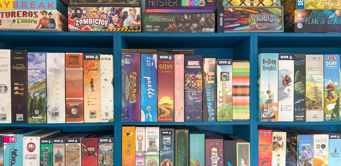 ▷ Los 15 MEJORES juegos de mesa para pasarlo en grande (y nuestros favoritos ❤️)