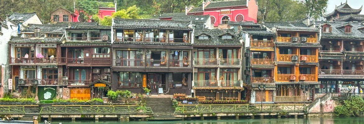▷ Dónde alojarse en Fenghuang: mejor zona y hoteles recomendados con vistas al río